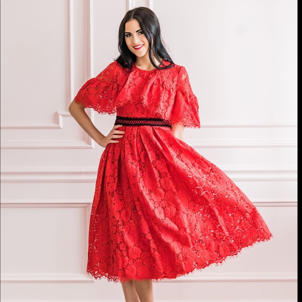 RACHEL PARCELL🦋🦋(only worn once!)